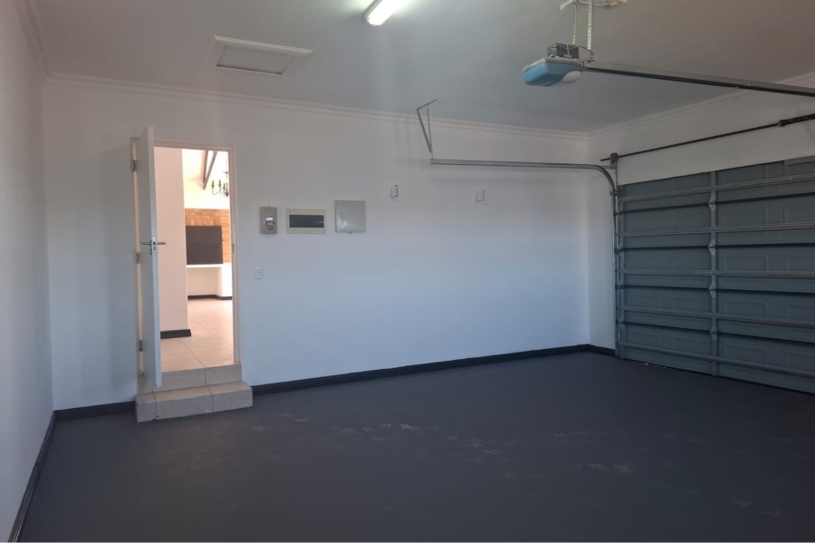 2 Bedroom Property for Sale in Blue Mountain Village Western Cape